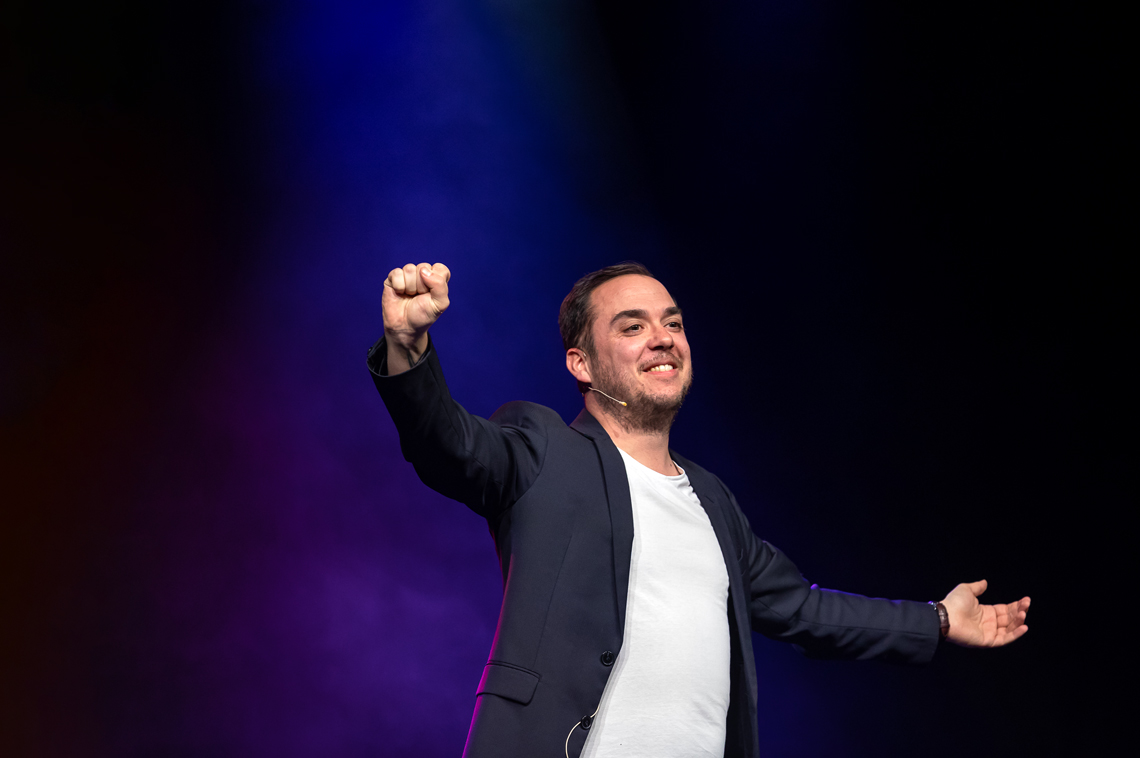 Une minute de silence (à peu près)